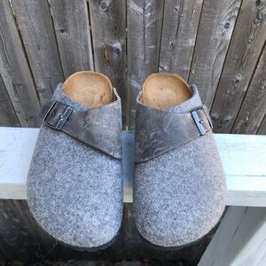Birkenstock Gray Felt Clogs EU37